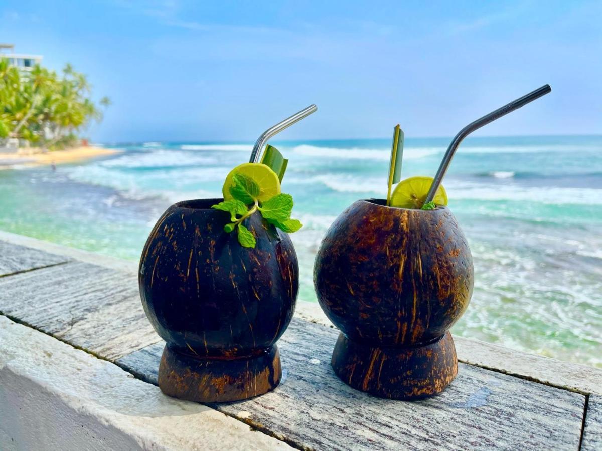 Rockside Cabanas Hotel Unawatuna Bagian luar foto