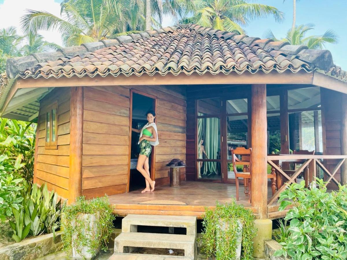 Rockside Cabanas Hotel Unawatuna Bagian luar foto