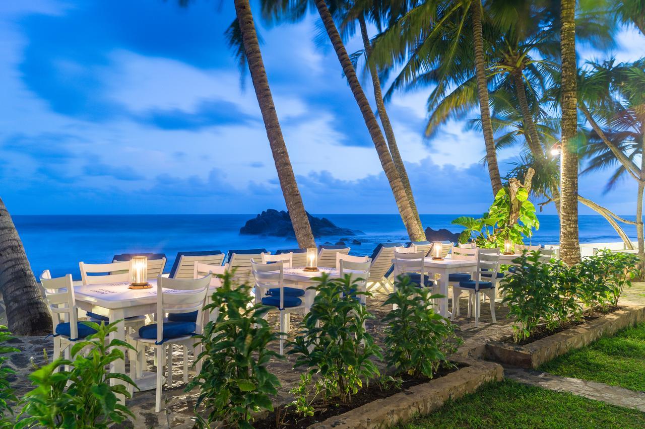 Rockside Cabanas Hotel Unawatuna Bagian luar foto