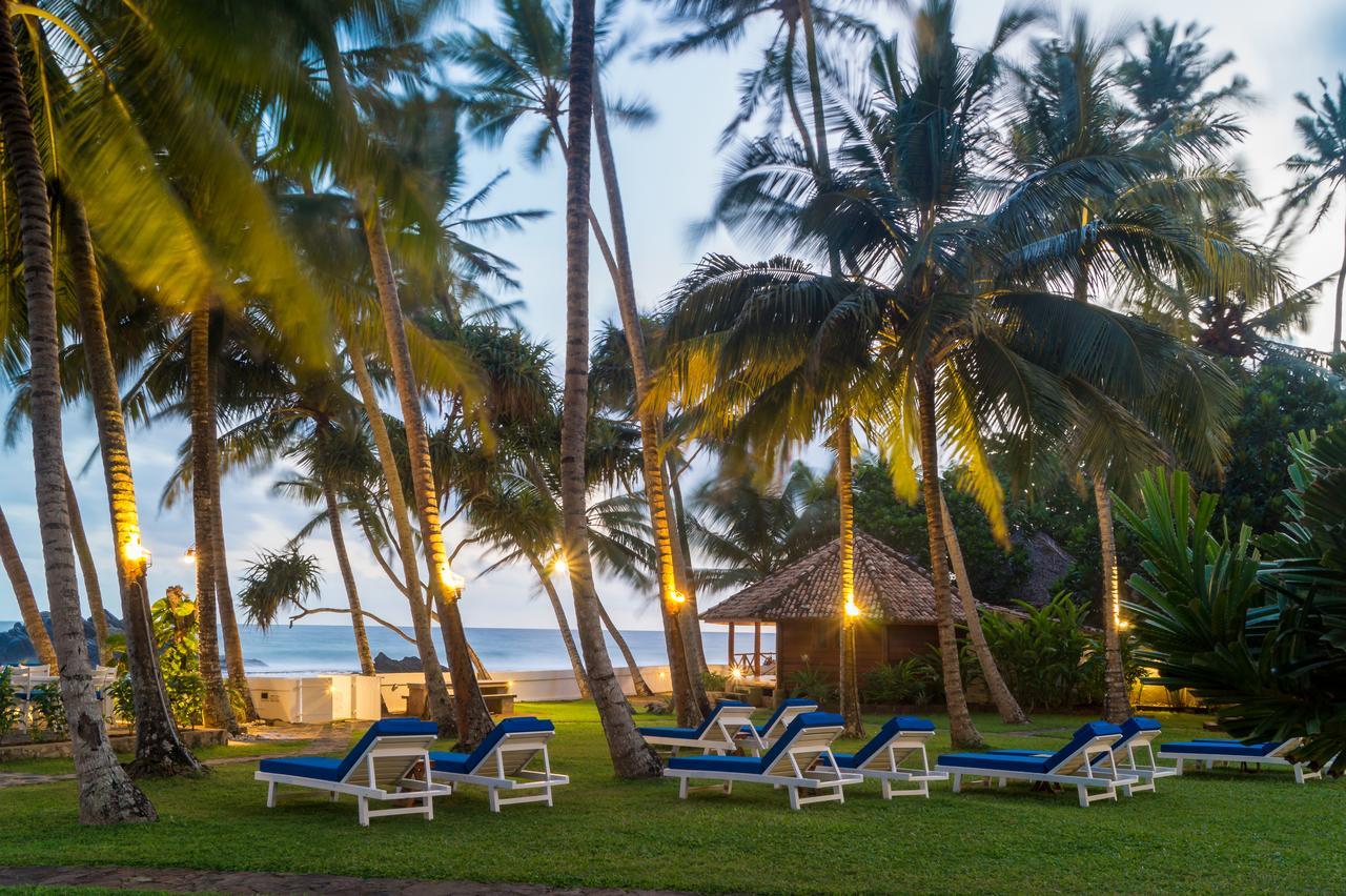 Rockside Cabanas Hotel Unawatuna Bagian luar foto